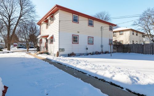 8236 Grantosa Dr, Milwaukee WI 53218-3628 exterior