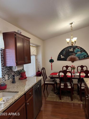 513 Aire Libre Ave, Phoenix AZ 85053-2835 exterior