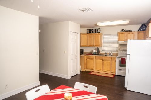 504 11 Ave, Boynton Beach FL 33435-3053 exterior