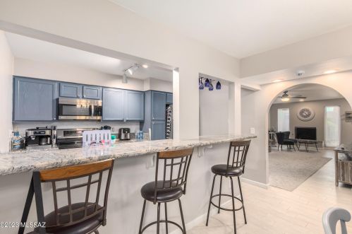 456 Calle Lindero, Tucson AZ  85704-3918 exterior