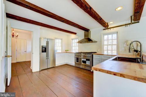 140 Quaker Rd, Princeton NJ 08540-4819 exterior