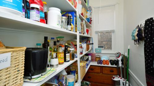 3148 Christiana Ave, Chicago IL 60618-6881 exterior