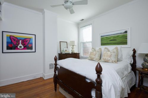 127 Duddington Pl, Washington DC 20003-2610 exterior