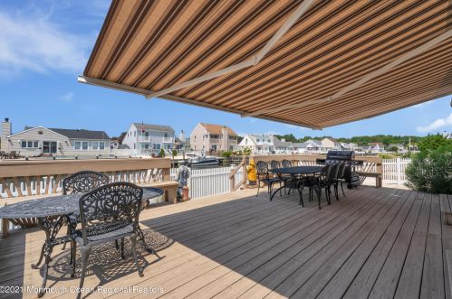 80 Storm Jib Ct, Berkeley Township NJ 08721-1417 exterior