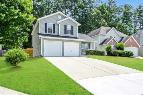 2224 Oakland Spring Dr, Lithonia GA  30039-7963 exterior