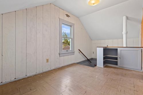 2150 66, Milwaukee WI 53213-2036 exterior