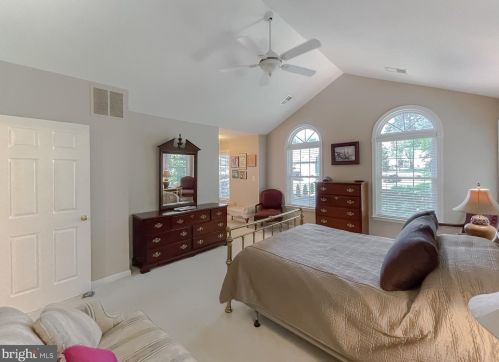 3148 Holland Clf Rd, Huntingtown MD 20639-9725 exterior