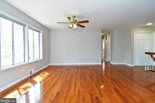 4805 Levada Ter, Rockville MD  20853-2263 exterior