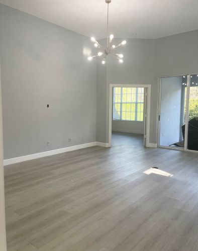 304 Bentley Cir, Fort Pierce FL  34986-2405 exterior