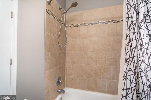 453 Lamont St, Washington DC 20010-2516 exterior