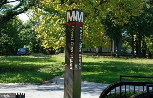 9820 Georgia Ave, Silver Spring MD  20902-5231 exterior