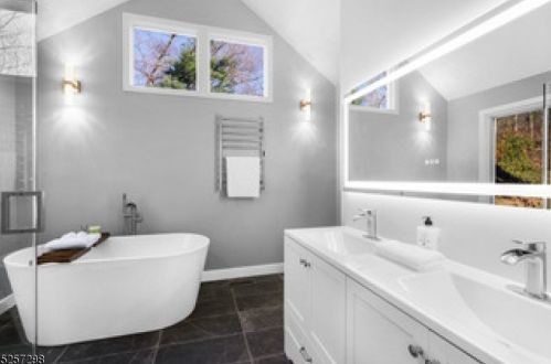 2 Baxter Farm Rd, Morristown NJ 07960-6609 exterior