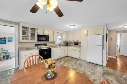 58 Colorado St, Springfield MA 01118-2312 exterior