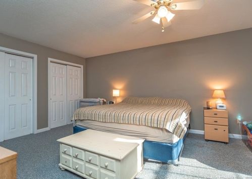 801 Upper Maple St, Killingly CT 06241-2224 exterior