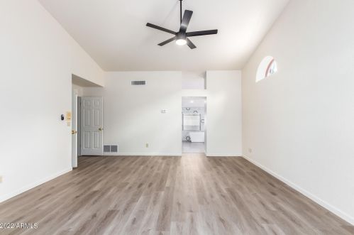 13008 3 St, Phoenix AZ 85022-5210 exterior