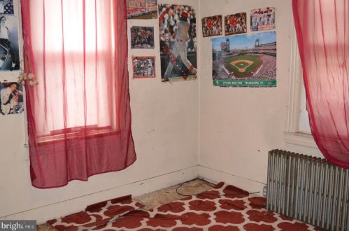 4458 20 St, Philadelphia PA 19138-2902 exterior