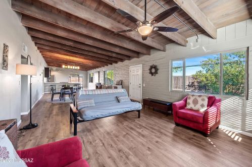 2421 Eastland St, Tucson AZ 85716-5723 exterior