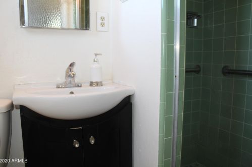 2930 Cavalier Dr, Phoenix AZ 85019-1717 exterior