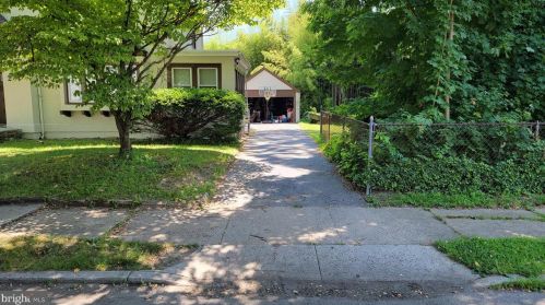 316 Maple Ave, Trenton NJ 08618-3402 exterior