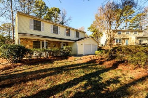 2214 Amelia Ct, Duluth, GA 30096-4581