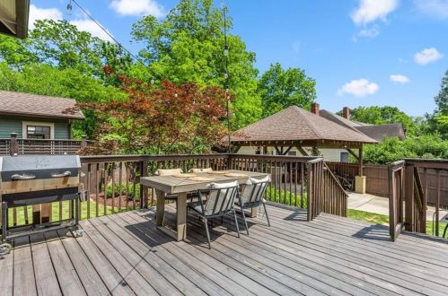 1287 Mclendon Ave, Atlanta GA 30307-2047 exterior