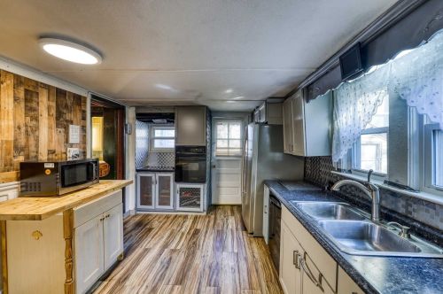 148 Franklin St, Poughkeepsie, NY 12601-4325