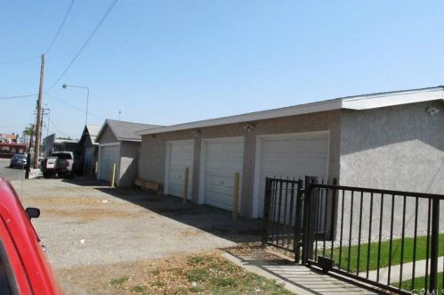 9647 Harvard St, Bellflower CA 90706-3685 exterior