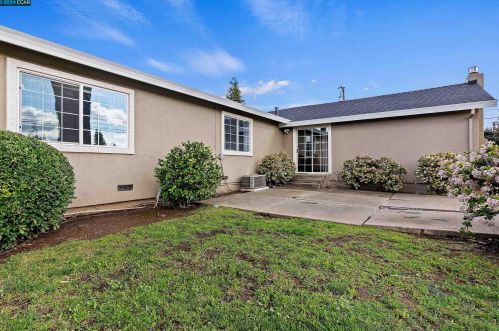 3913 Joan Ave, Concord CA 94521-2542 exterior