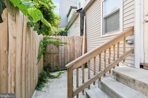 2620 17 St, Philadelphia PA 19132-3929 exterior