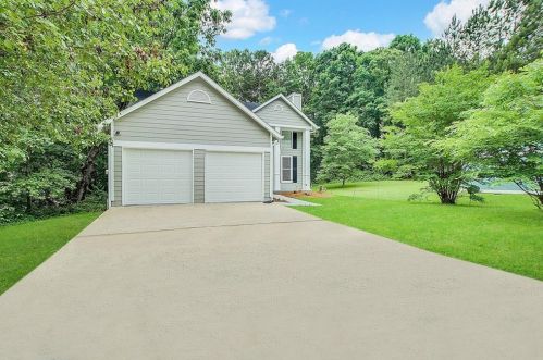 5130 Forest Downs Ln, Atlanta GA  30349-2453 exterior