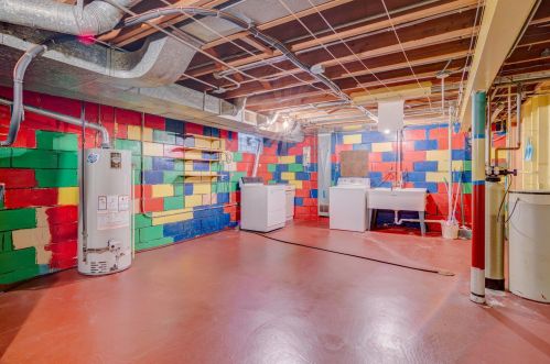 2416 91, Milwaukee WI 53226-1832 exterior