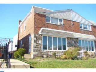 1822 Kendrick St, Philadelphia PA  19152-1839 exterior