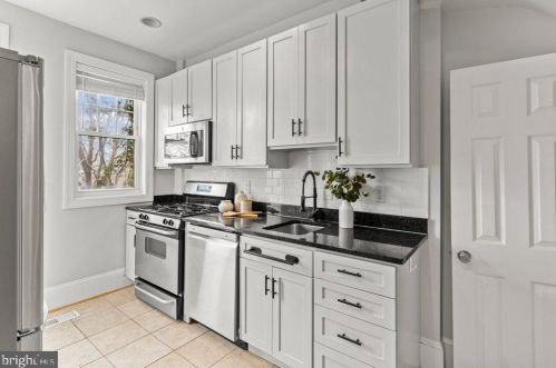 442 Manor Pl, Washington DC  20010-1714 exterior