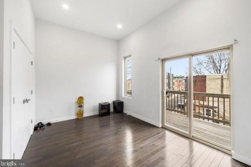 1803 6 St, Philadelphia PA 19140-2539 exterior