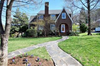 2902 Rosalind Ave, Roanoke, VA 24014-3220