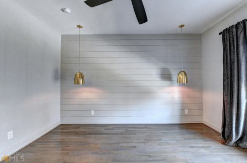 550 Bismark Rd, Atlanta GA 30324-4101 exterior