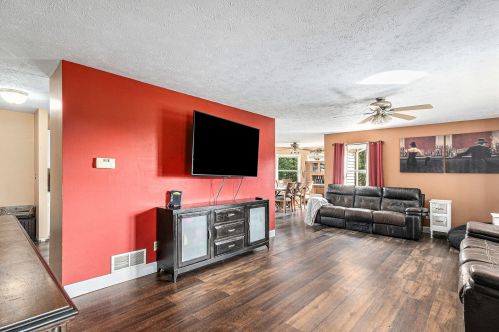 14988 White Creek Ave, Cedar Springs MI 49319-8612 exterior