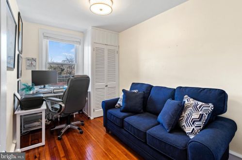 8135 Ardleigh St, Philadelphia PA  19118-3411 exterior