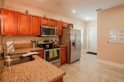 222 Emily St, Tampa FL  33603-5723 exterior