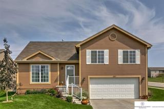 5907 190th Ter, Omaha, NE 68135-4279