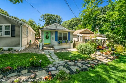 10 Prospect St, Monmouth Hills NJ  07732-1832 exterior