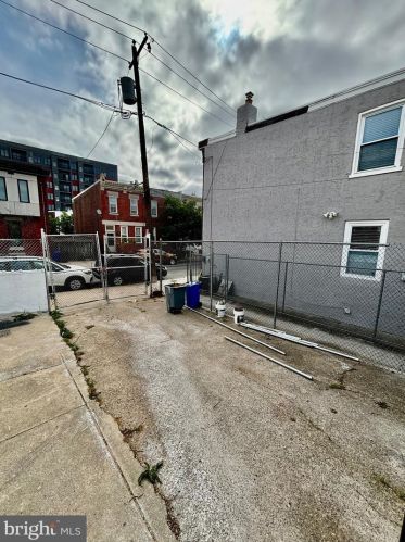 2531 Cedar St, Philadelphia PA 19134-4318 exterior