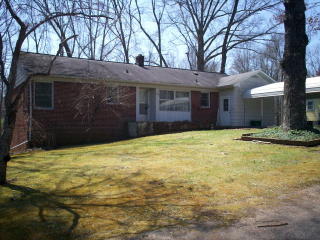 325 Vinay Ave, Valdese, NC 28690-2145