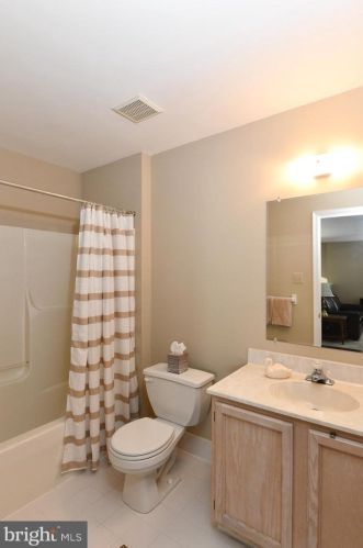 708 Tryens Rd, Chester PA 19014-1559 exterior