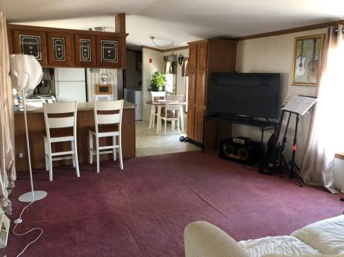 14 Pipit Dr, Chicopee MA 01020-4894 exterior