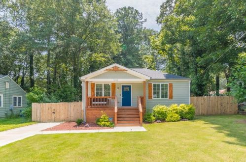 1266 Almont Dr, Atlanta GA  30310-3771 exterior