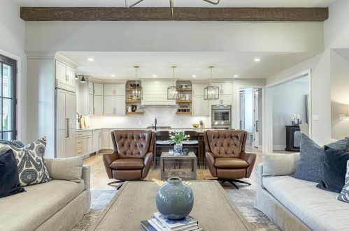 100 Ladue Meadows Ln, Saint Louis MO 63141-7503 exterior