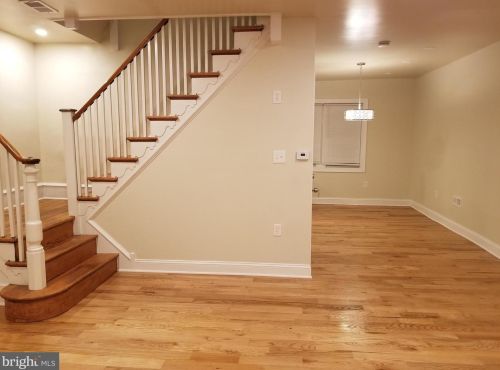 254 Gorgas Ln, Philadelphia PA  19119-2509 exterior