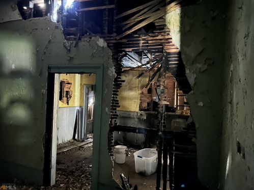 592 Formwalt St, Atlanta GA 30315-1053 exterior