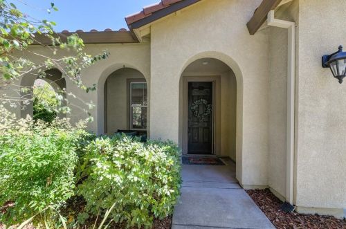 6033 Edgehill Dr, Folsom, CA 95762-5474